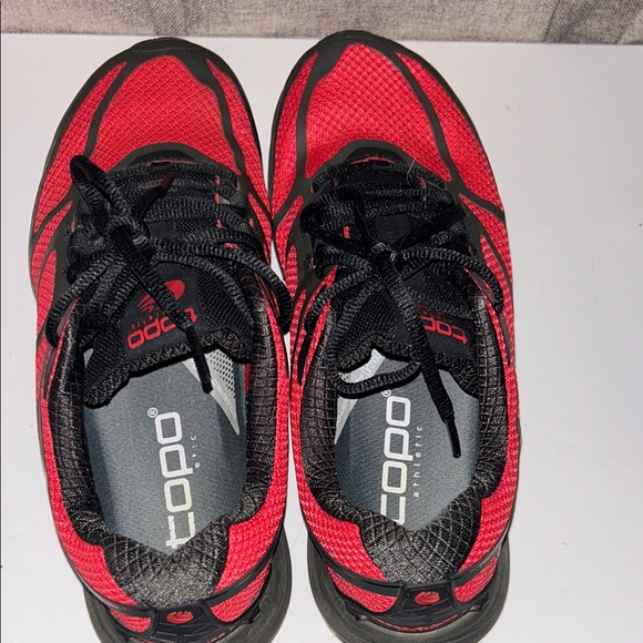 Topo Athletic EUC Terraventure 2 Vibram Sole Red & Black Running Men’s Shoe Sz 9 - Picture 7 of 8